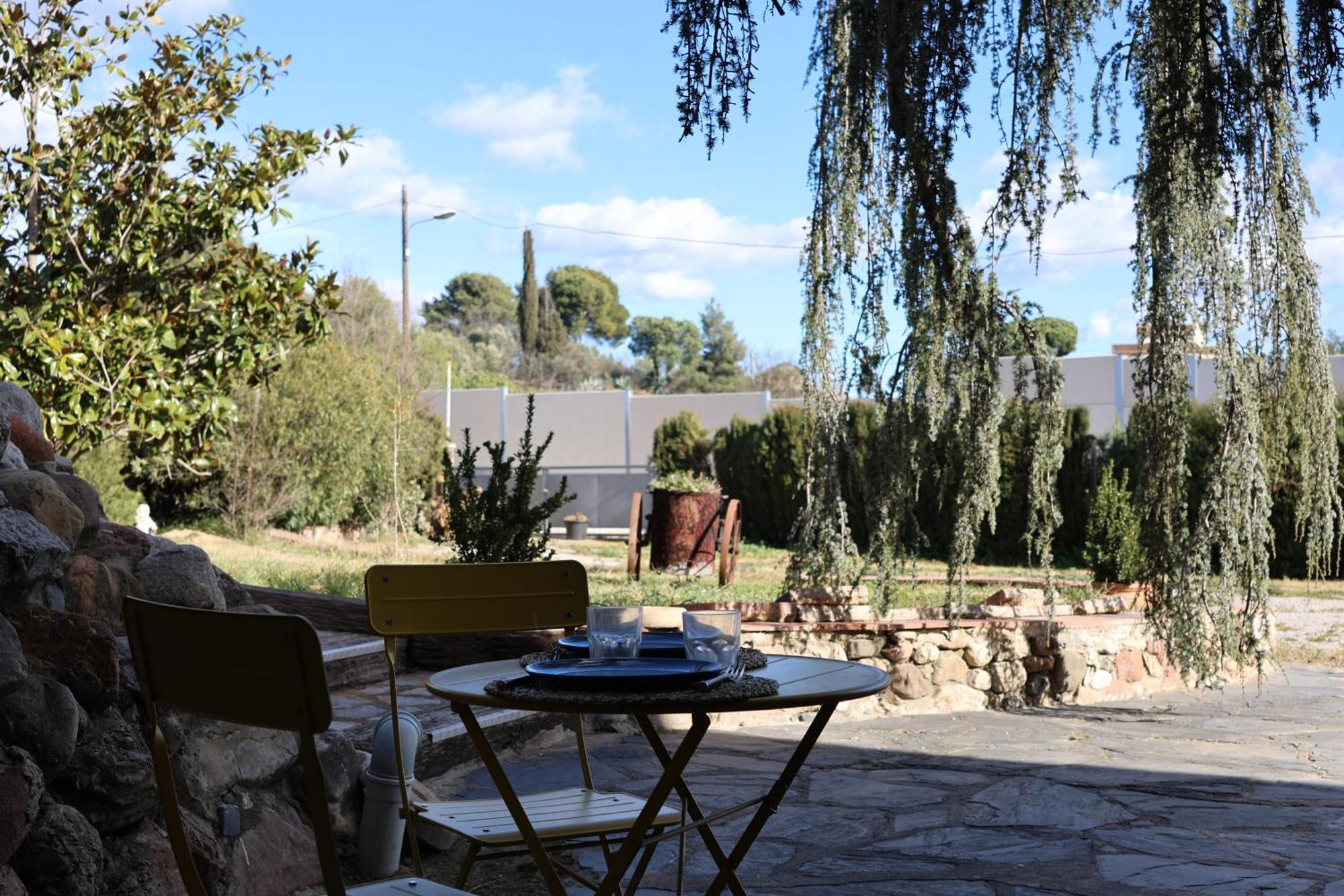 El Cedre Blau Vivienda Con Piscina En Granollers Villa Exterior foto